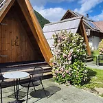 Campingplads Garden Eco Cebelica *