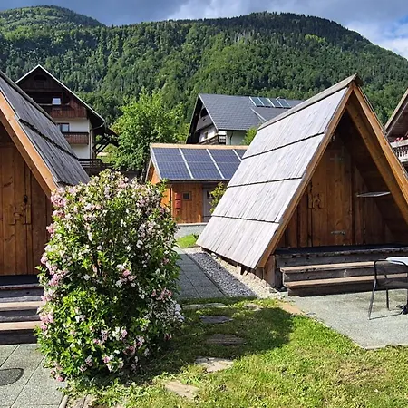 キャンプ場 Garden Eco Cebelica *