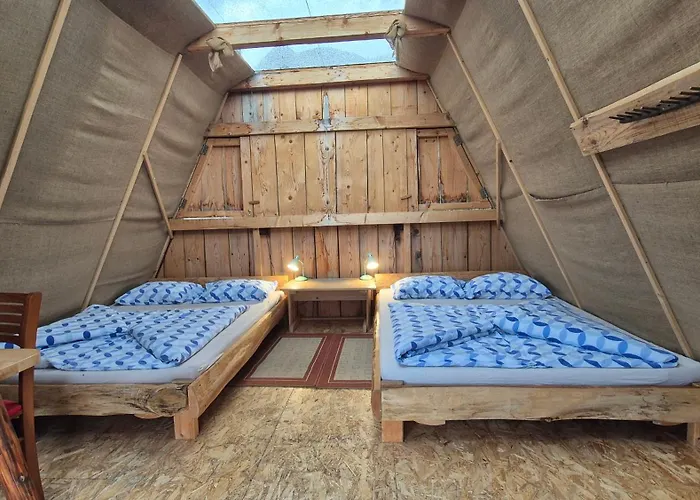 营地 Garden Eco Cebelica *