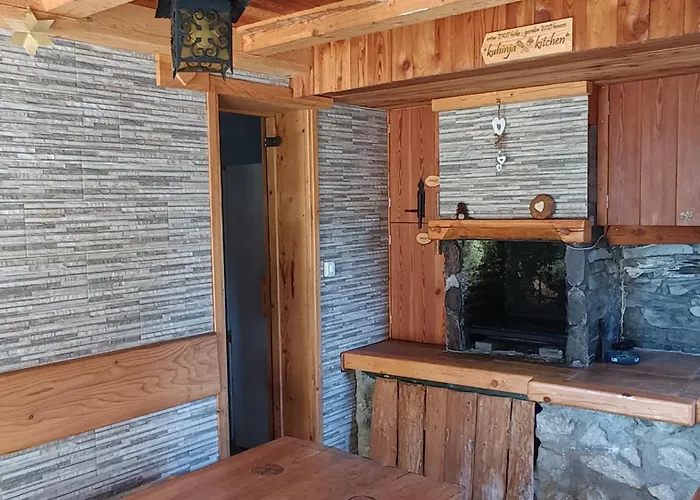 Garden Eco Cebelica 营地